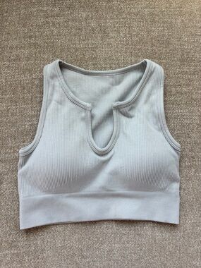 Ribbed Keyhole Crop Tank Top - Light Gray